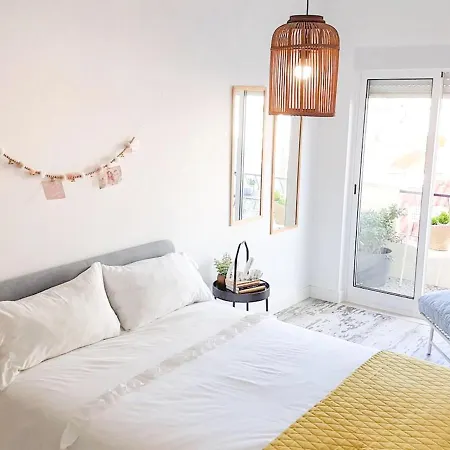 Apartment Gertrudes-central-estacionamento E Wifi Gratuito Setubal
