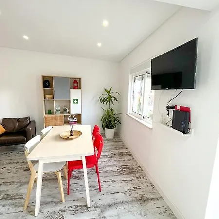 Apartamento Gertrudes-central-estacionamento E Wifi Gratuito Setúbal